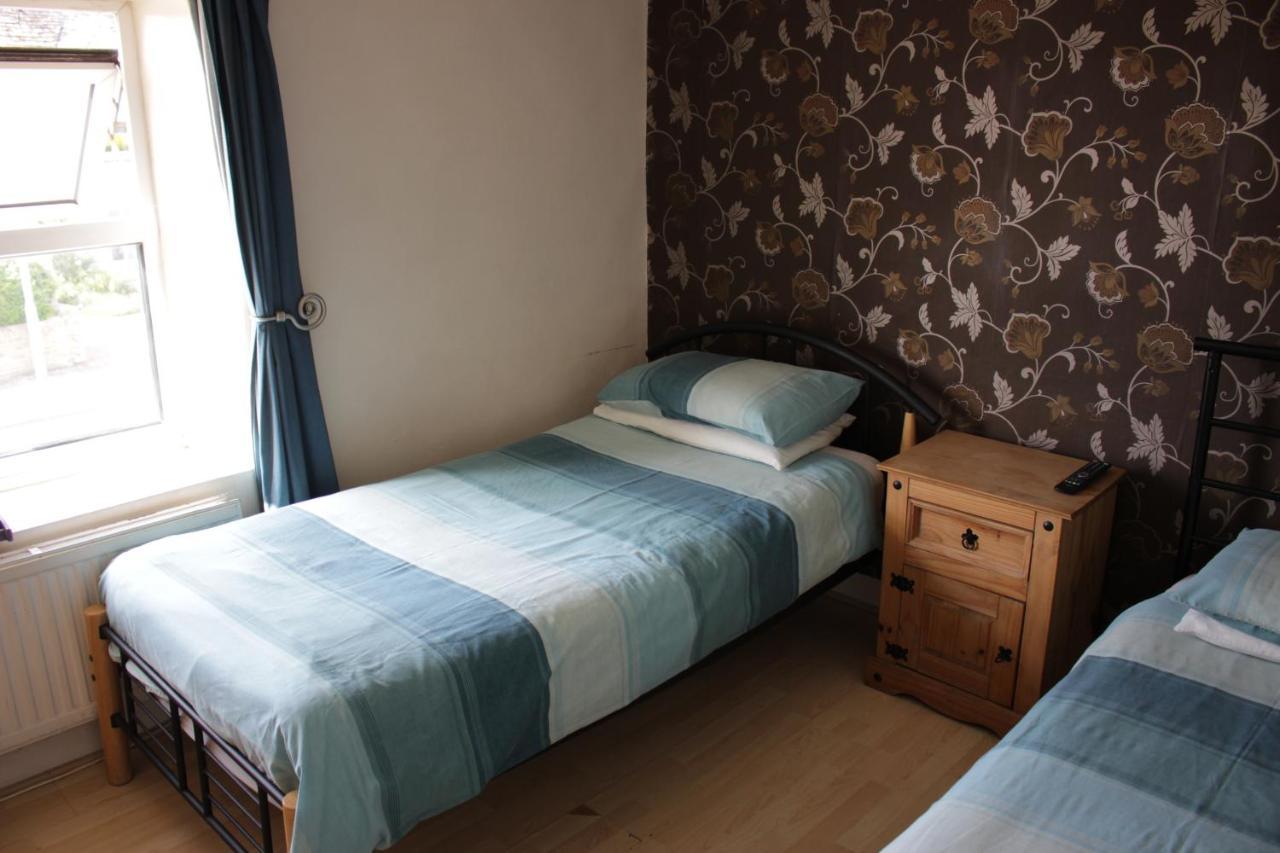 The Plough Inn Highworth Εξωτερικό φωτογραφία